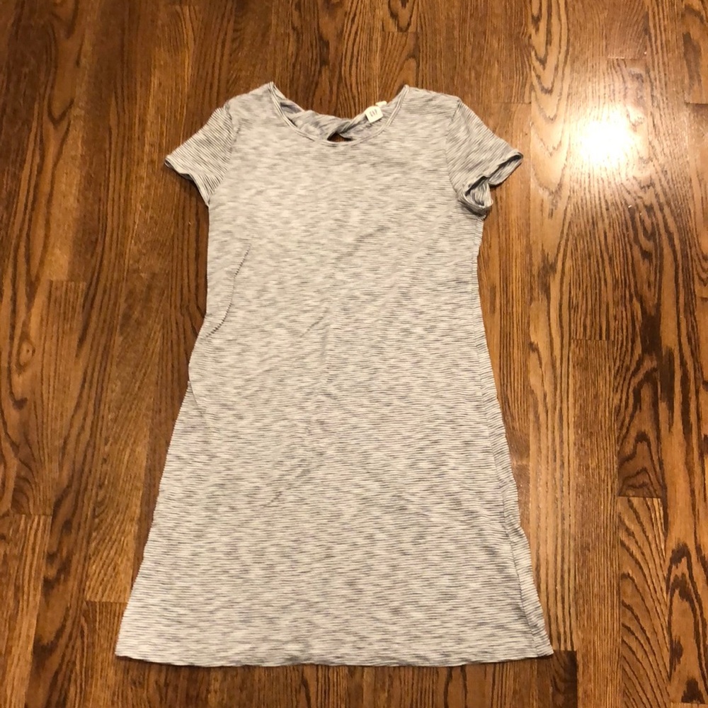 Gap short sleeve dress